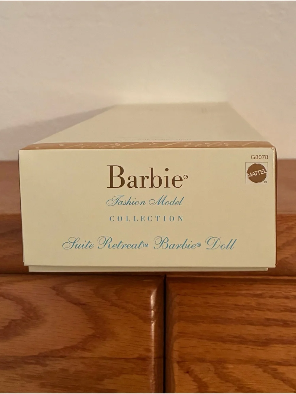 2004 Barbie Fashion Model Collection Suite Retreat Silkstone NRFB